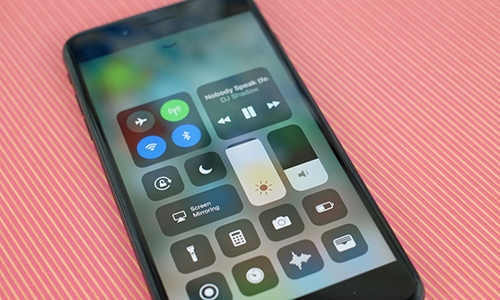 bluetooth-va-wi-fi-se-khong-tat-hoan-toan-tren-ios-11