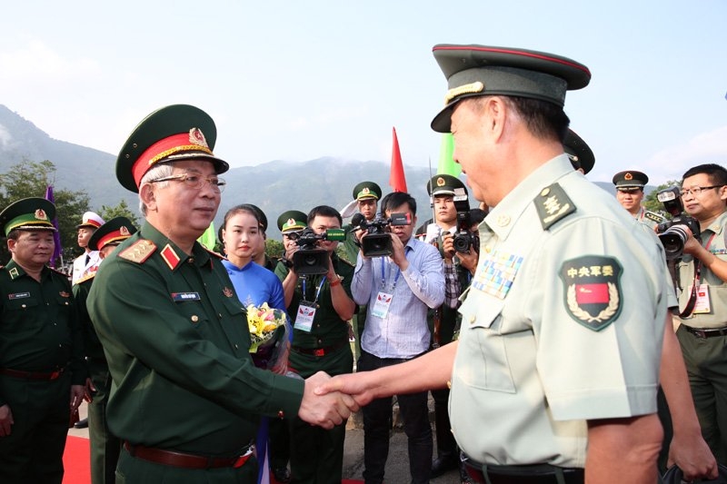 giao lưu quốc phòng biên giới, Việt - Trung, Bộ trưởng Quốc phòng, Ngô Xuân Lịch, Thứ trưởng Quốc phòng, Nguyễn Chí Vịnh