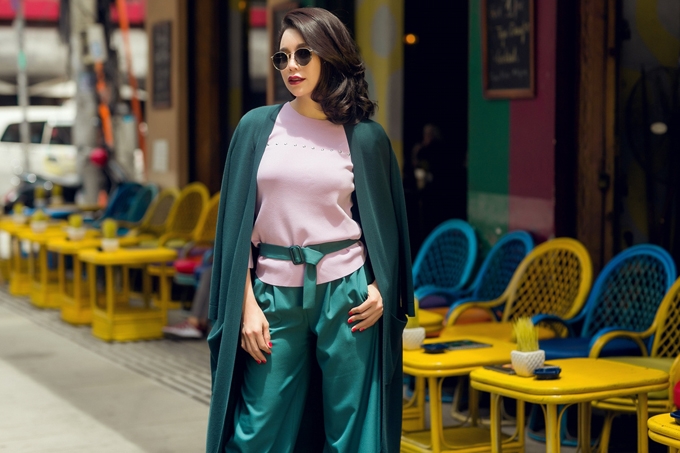 tra-ngoc-hang-mix-mau-tuoi-sang-cho-street-style-9