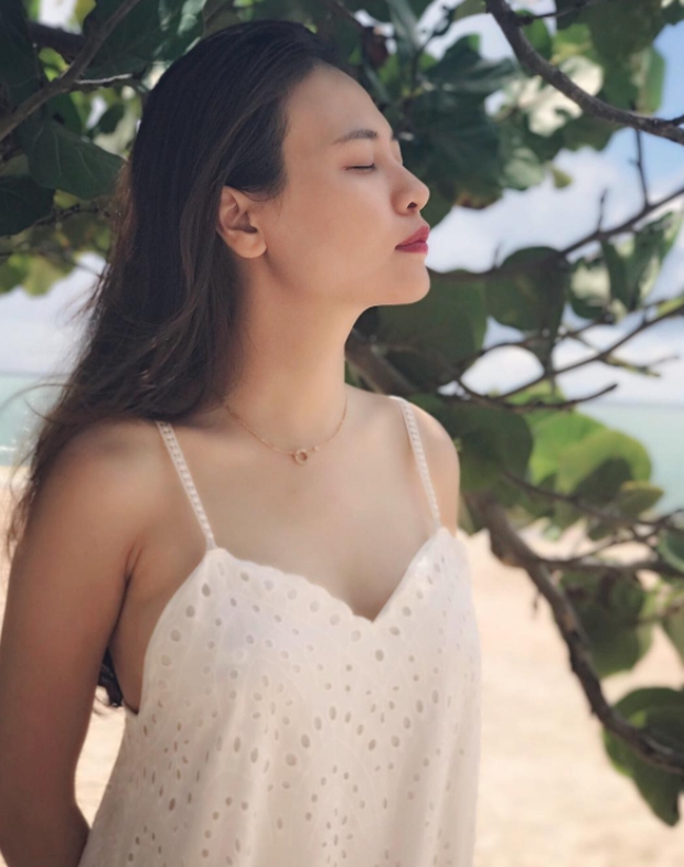 Cường Đô La và Đàm Thu Trang cùng để trạng thái đã đính hôn trên facebook, chính thức công khai hẹn hò? - Ảnh 4.