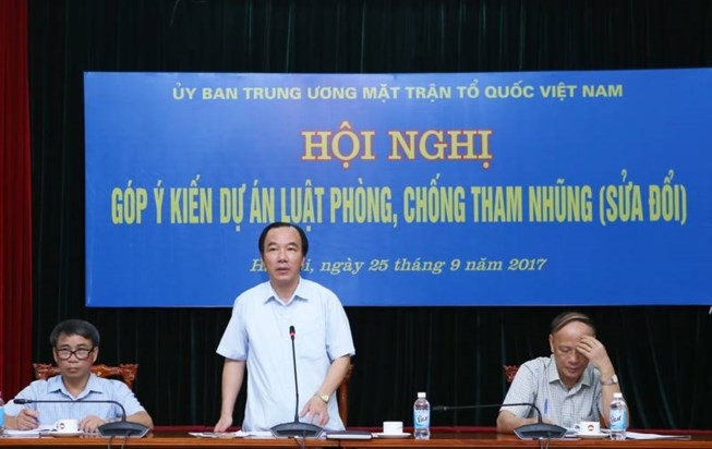 'Bồ nhí cũng gây ra… tham nhũng!'