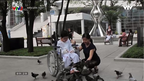  Quốc Tuấn và Thúy Minh đồng hành cùng bé Bôm trong hành trình chữa bệnh. - Tin sao Viet - Tin tuc sao Viet - Scandal sao Viet - Tin tuc cua Sao - Tin cua Sao