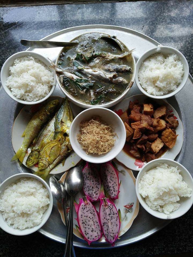 Chị em hào hứng ngồi bàn luận, chia sẻ với nhau cách thiết kế thực đơn tùy theo số người trong nhà - Ảnh 6.