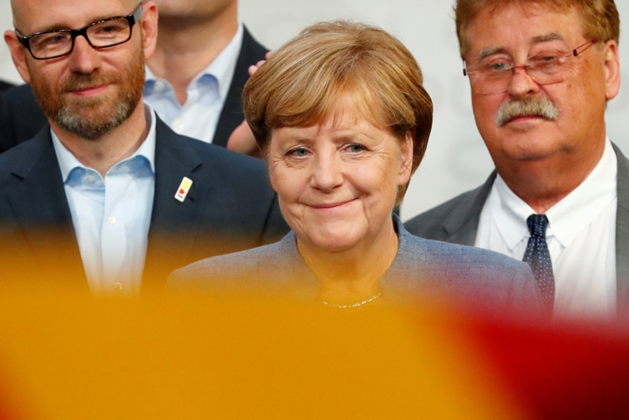 Merkel thang nhiem ky 4: Vi dang tan phat xit hinh anh 1