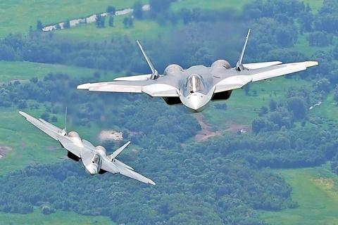My mat phuong huong truoc tac chien dien tu cua Su-57   