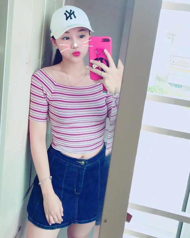 Đăng ảnh sống ảo với vòng eo con kiến, cô gái bị bóc mẽ bụng ngấn mỡ lều phều và sự thật đằng sau - Ảnh 11.