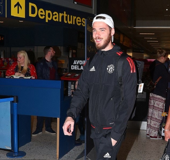 Man Utd di chuyển hơn 5.000 km để đá Champions League