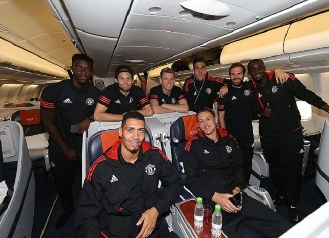 Man Utd di chuyển hơn 5.000 km để đá Champions League
