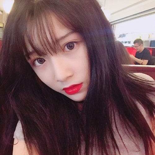 sụ thạt khién nguòi ham mọ hot girl 15 tuoi khóc thét hinh anh 9