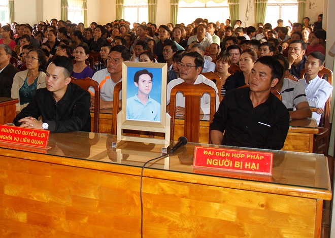 Tu hinh ke giet chong nguoi tinh roi giau xac hinh anh 2