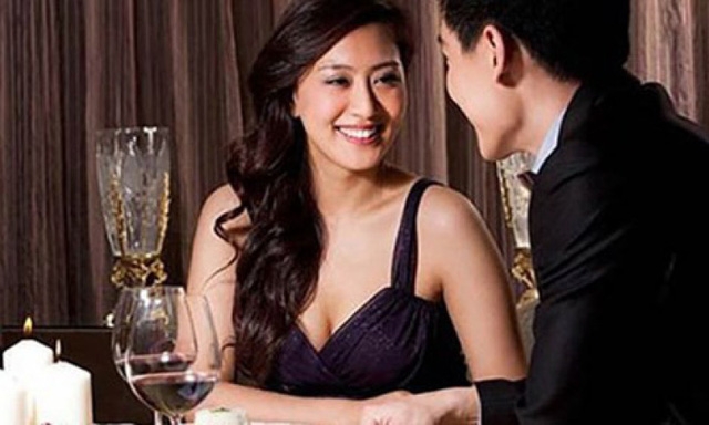 Bà An lợi dụng cô cháu trẻ đẹp để lừa tình các “đại gia chân đất (Ảnh minh họa)