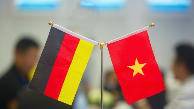 Dai su quan Duc: Cap visa cho nguoi Viet dien ra binh thuong hinh anh 1