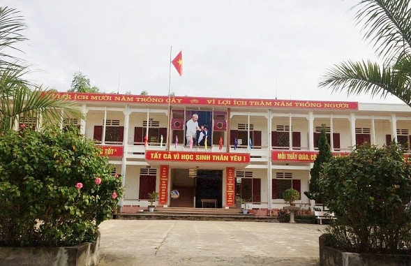  Trường Tiểu học Phú Mỹ (xã Phú Mỹ, huyện Phù Ninh, tỉnh Phú Thọ). 