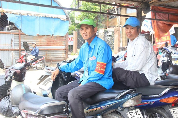 Vụ ẩu đả giữa hai nhóm xe ôm tại bến xe An Sương: Các bác tài xin lỗi tài xế GrabBike bị đánh hội đồng - Ảnh 4.