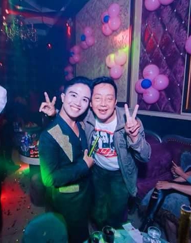 Cuộc sống của chú Khánh Nam rất khổ... sau ánh đèn sân khấu chú lại lủi thủi về nhà - Ảnh 1.
