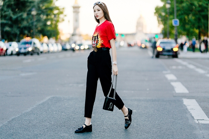 ky-duyen-khoe-gu-thoi-trang-thoi-thuong-tren-pho-paris-8