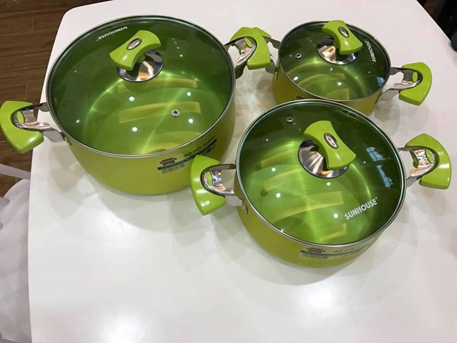 'Thay giao matcha' trang tri nha, dung toan do mau xanh la hinh anh 6