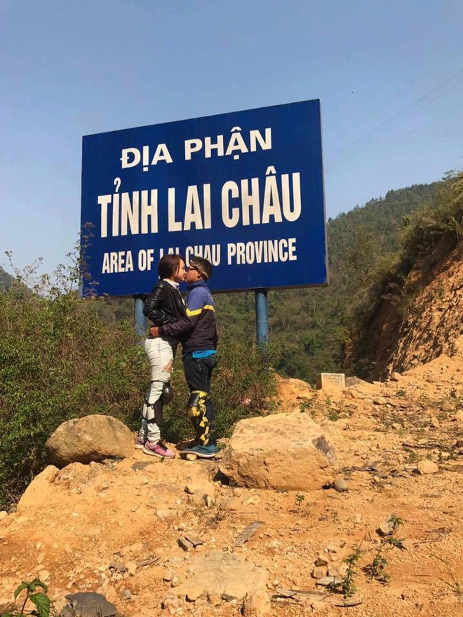 Cặp đôi hôn nhau trên từng cây số: Đi xuyên Việt, đến đâu cũng chỉ chụp đúng 1 kiểu ảnh - Ảnh 11.