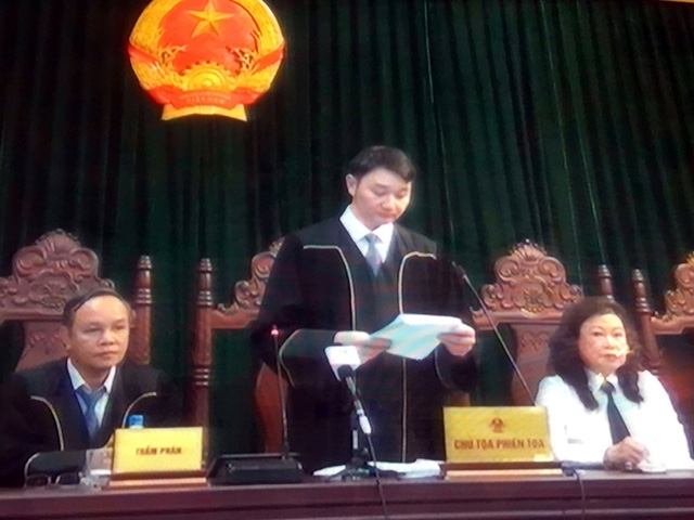  Trong phần tội cố ý làm trái, HĐXX ghi nhận sự hợp tác của các bị cáo nguyên là Giám đốc khối, Giám đốc chi nhánh Oceanbank 