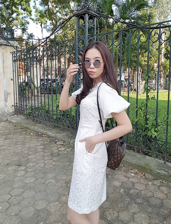 co-gai-thoi-tiet-mai-ngoc-va-bo-suu-tap-tui-hieu-hoanh-trang-page-2-9