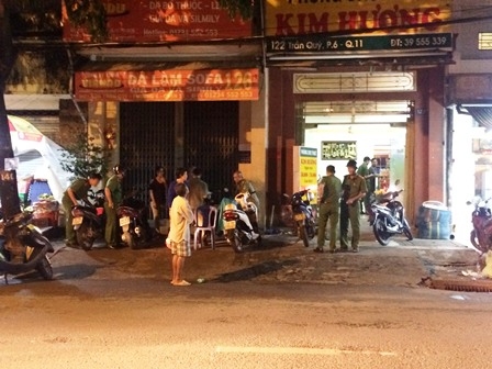 nghi pham sat hai nguoi phu nu o khach san tp.hcm ra dau thu hinh anh 2