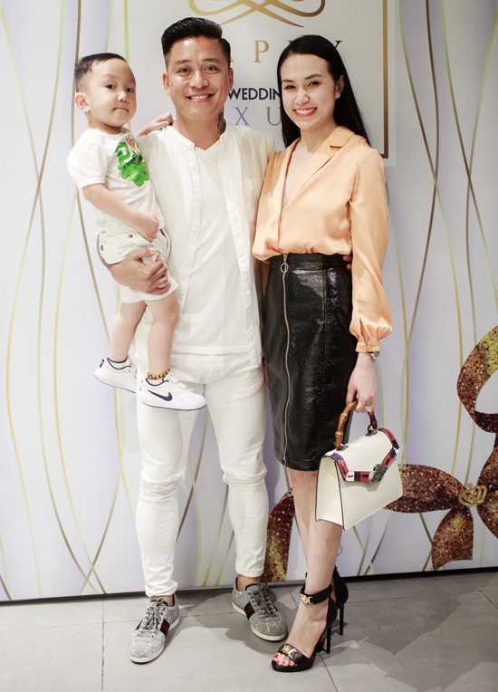 tuan-hung-cung-vo-con-den-mung-mc-thanh-trung-len-chuc-ong-chu-1