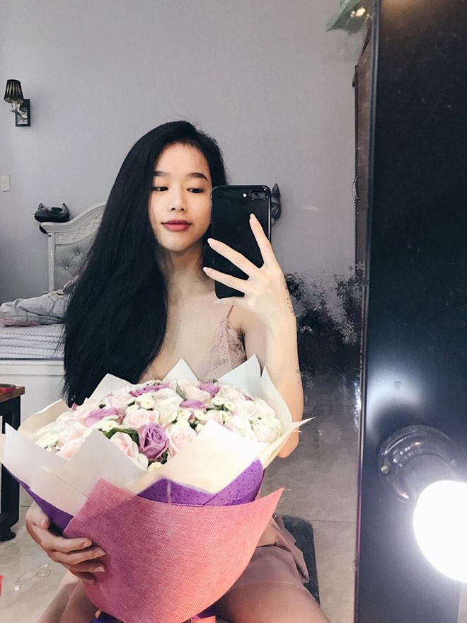 Chân dung cô vợ trẻ sexy được chồng tặng 80 triệu dịp sinh nhật - 13