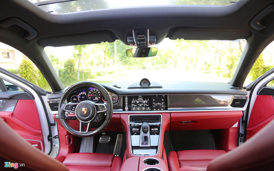 Chat the thao trong mau sedan hang sang Porsche Panamera 4S 2017 hinh anh 11