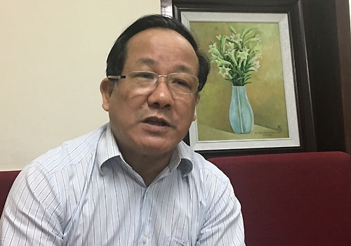nganh-duong-sat-vat-lon-giu-chan-cong-nhan-truoc-lan-song-bo-viec-1