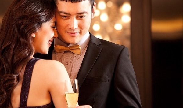  Hãy gác lại những ồn ào ngoài kia, để chúng ta là một gia đinh thực sự em nhé (Ảnh minh họa) 