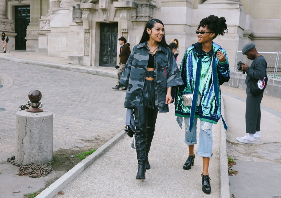 Street style chat nhat tai tuan le thoi trang Paris 2017 hinh anh 4