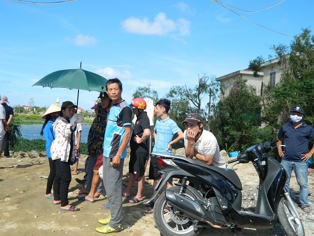dan chan xe cho muc, sua thoi di tieu huy khien quoc lo ket cung hinh anh 1