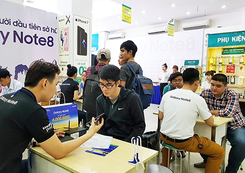 galaxy-note8-khong-du-hang-giao-trong-ngay-mo-ban-dau-tien