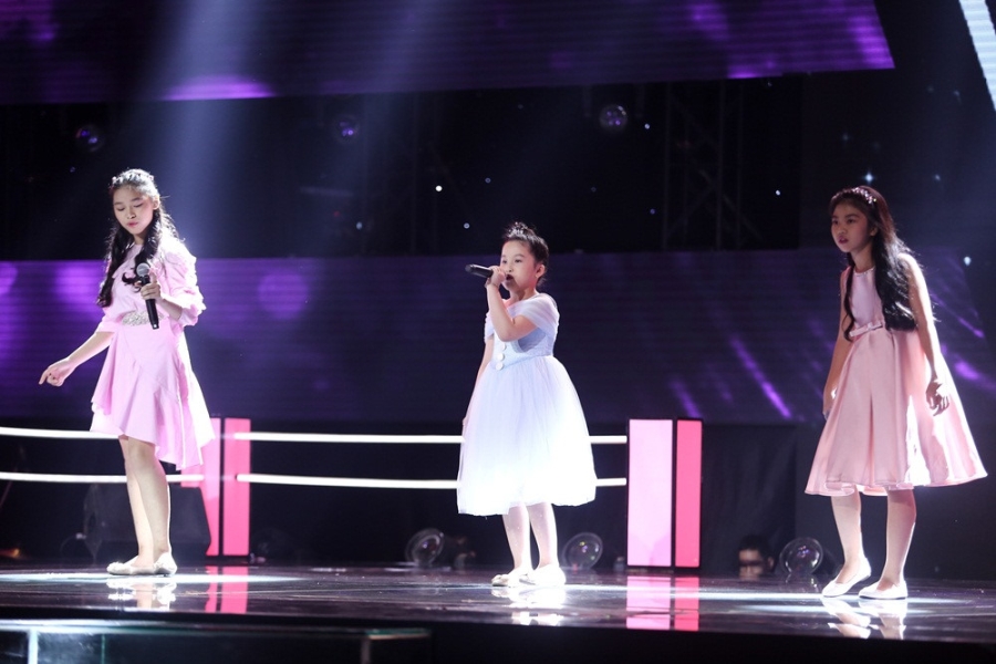 Hoc tro Vu Cat Tuong hat bolero tren san khau The Voice Kids hinh anh 8