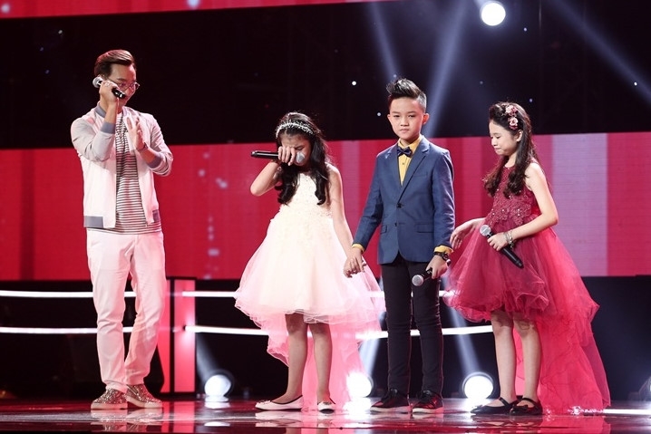 Hoc tro Vu Cat Tuong hat bolero tren san khau The Voice Kids hinh anh 11