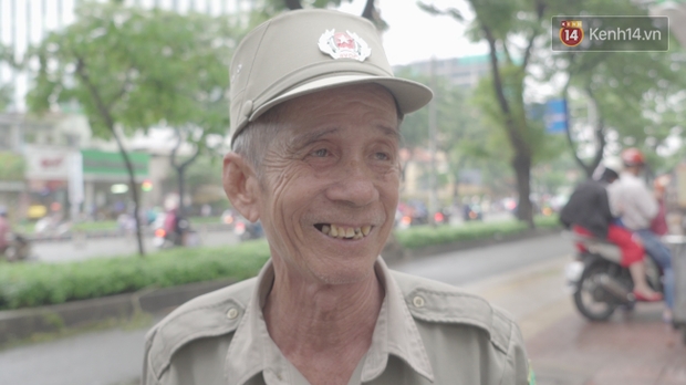 Chuyện chưa kể về bác bảo vệ mà học sinh chuyên Lê Hồng Phong cúi đầu chào mỗi ngày: Hiệp sĩ xích lô 21 lần bắt cướp - Ảnh 2.