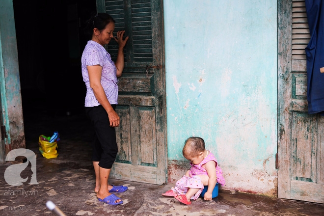 Cuộc đời cô gái gần 30 vẫn mang hình hài của đứa trẻ 2 tuổi: Lủi thủi trong nhà cả đời, không có bạn cùng - Ảnh 16.