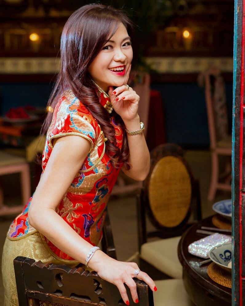 Ba me 50 tuoi gay bat ngo khi tre trung nhu thieu nu doi muoi hinh anh 3