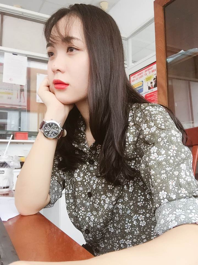 Chỉ từ một bức ảnh, cô giáo dạy An ninh - Quốc phòng xinh đẹp hết nấc khiến cộng đồng mạng dậy sóng - Ảnh 9.