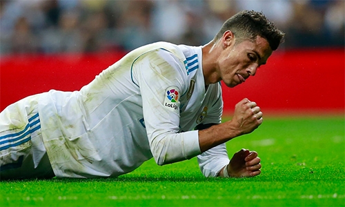 thu-mon-real-benh-vuc-ronaldo-truoc-chuoi-tran-tit-ngoi
