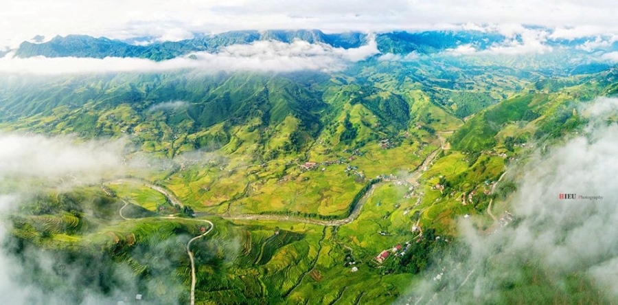 Canh sac nhu tranh cua Sa Pa mua lua chin hinh anh 1