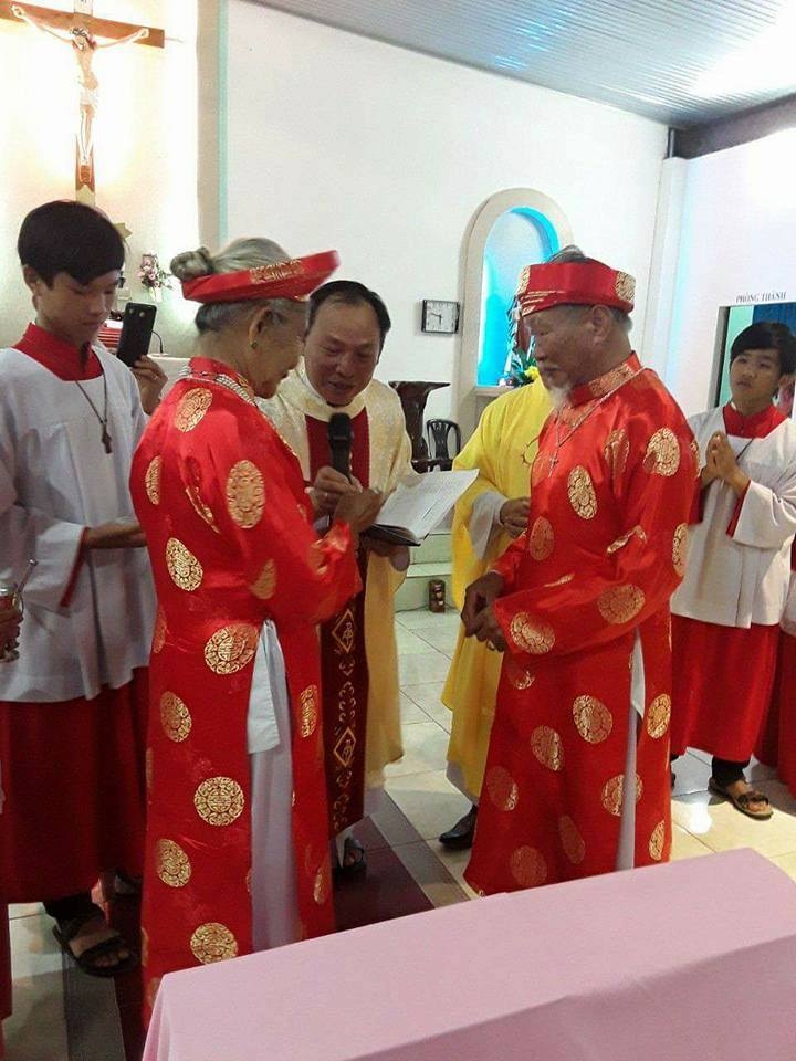 chau trai khoe 