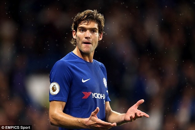 Marcos Alonso bi luc lai qua khu 'giet nguoi' hinh anh 5