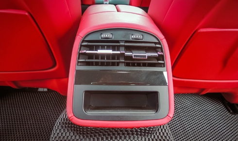 anh-chi-tiet-maserati-quattroporte-5