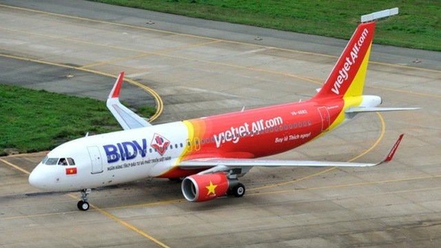 hạ cánh khẩn cấp, Vietjet Air, Nội Bài