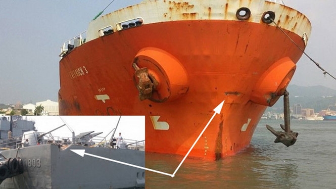 Cận cảnh vết lõm trên thân cả hai tàu /// maritimebulletin.net