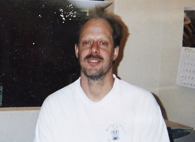 Hung thủ Stephen Paddock (Ảnh: Boston)