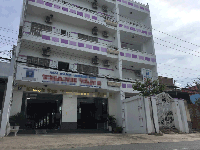Khách sạn T.V 2 ở TP Tân An, tỉnh Long An - nơi ông Nguyễn Xuân Quang báo mất trộm 385 triệu đồng (Ảnh: Người Lao Động).