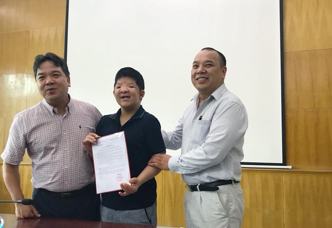 Con trai diễn viên Quốc Tuấn: Bố Tuấn làm gì cũng nghiệp dư, chỉ yêu Bôm là pro. - Ảnh 6.