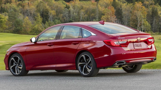 Honda Accord 2018 có giá từ 536 triệu đồng - 2